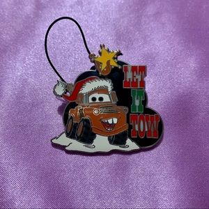Tow Mater Christmas Pin